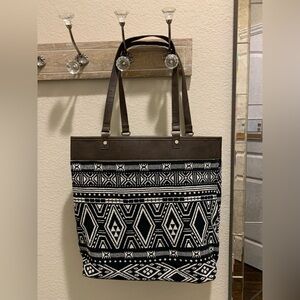 Jewell Thirty-One Black White Tote Bag Weekend 31 Aztec Boho Southwestern Purse
